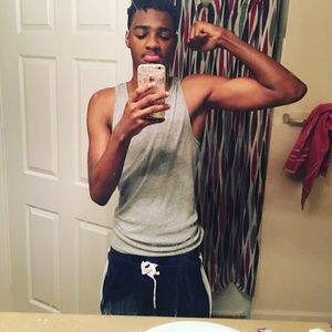 Meet your Posher, Kenneth